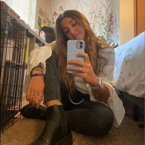 Meet your Posher, Connor